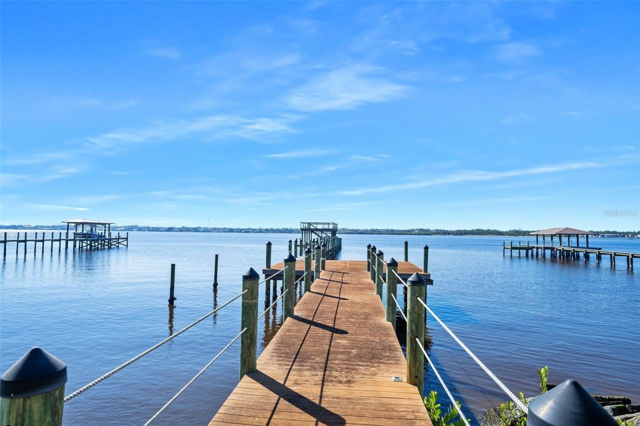 2432 Dodge Drive, Daytona Beach, FL 32118 Photo