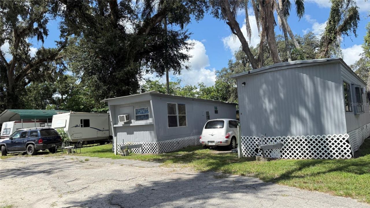 4233 Gall Boulevard, Zephyrhills, FL 33542 Photo