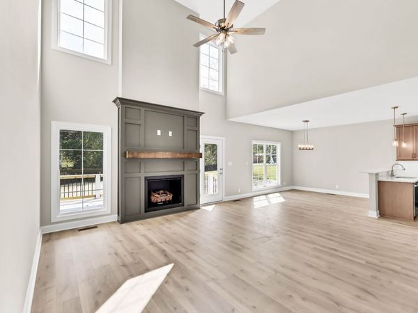 262 Rossview Rd, Clarksville, TN 37043