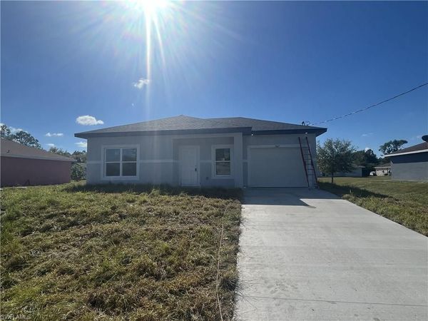 3307 50th ST W, LEHIGH ACRES, FL 33971