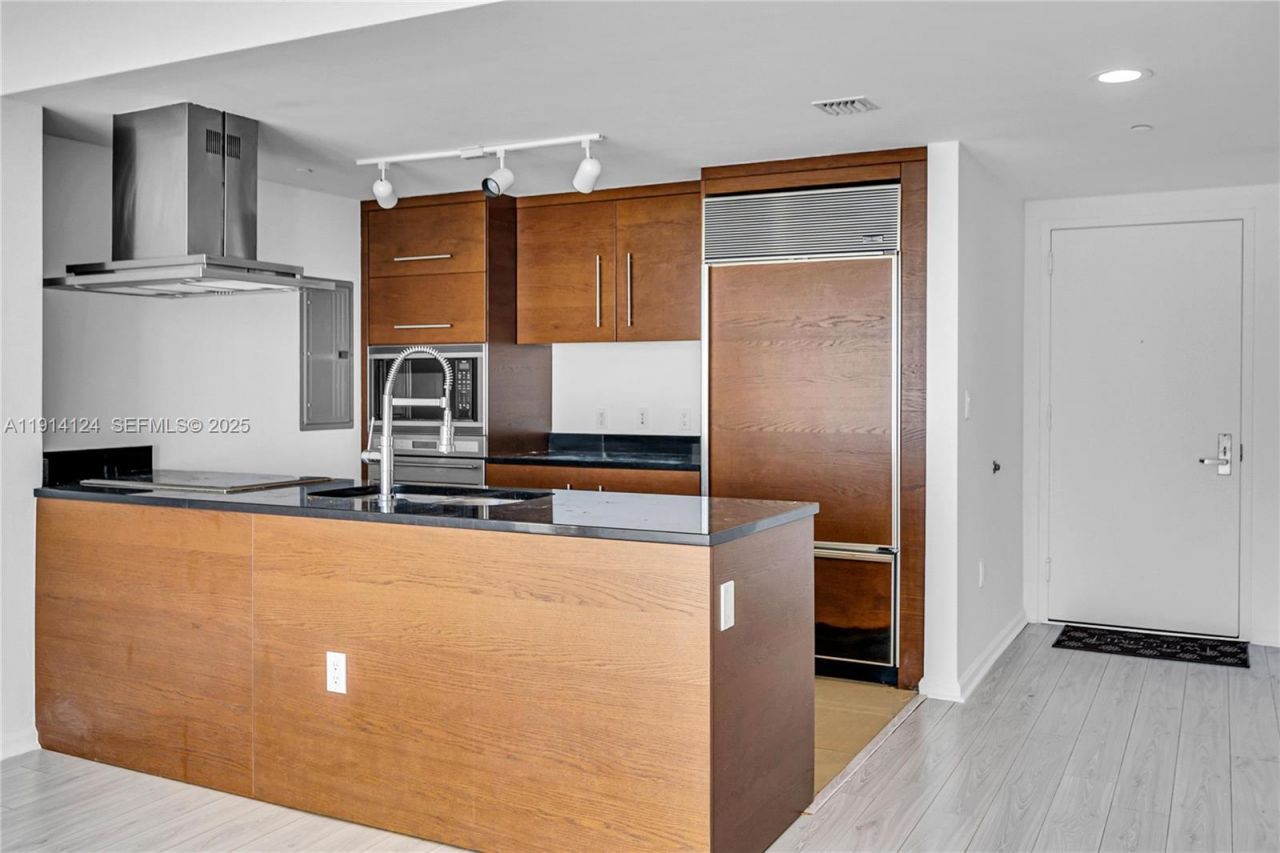 495 Brickell Ave, Unit 4903, Miami, FL 33131 Photo