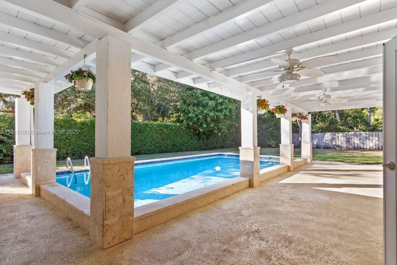 8365 SW 131st St, Pinecrest, FL 33156 Photo