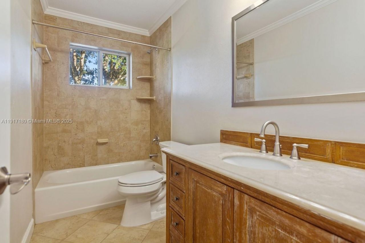 8365 SW 131st St, Pinecrest, FL 33156 Photo