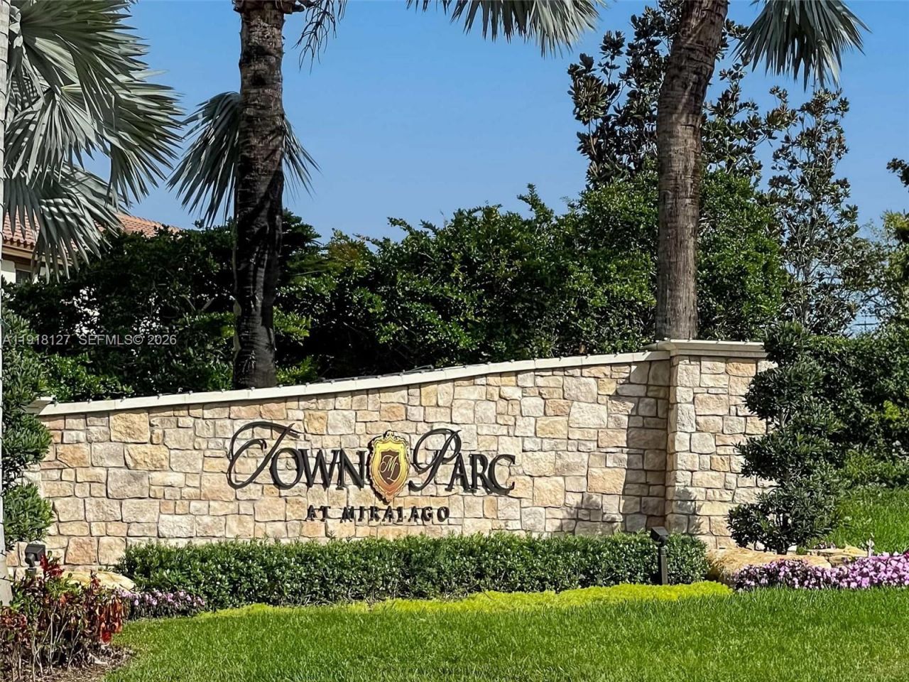 8456 Lake Majesty Ln, Unit 8456, Parkland, FL 33076 Photo