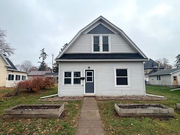 507 N 2nd Street, Bellevue, IA 52031