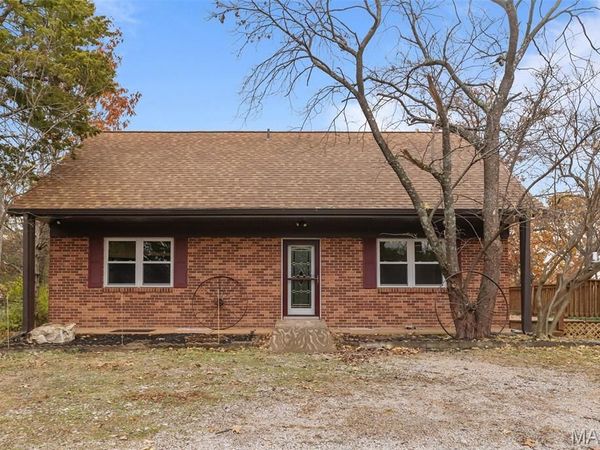 2108 Hillsboro Valley Park Road, High Ridge, MO 63049