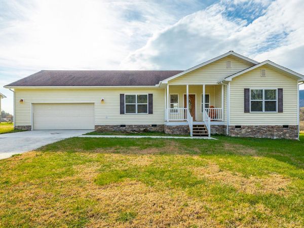 1700 Morrison Spring Road, Whitwell, TN 37397