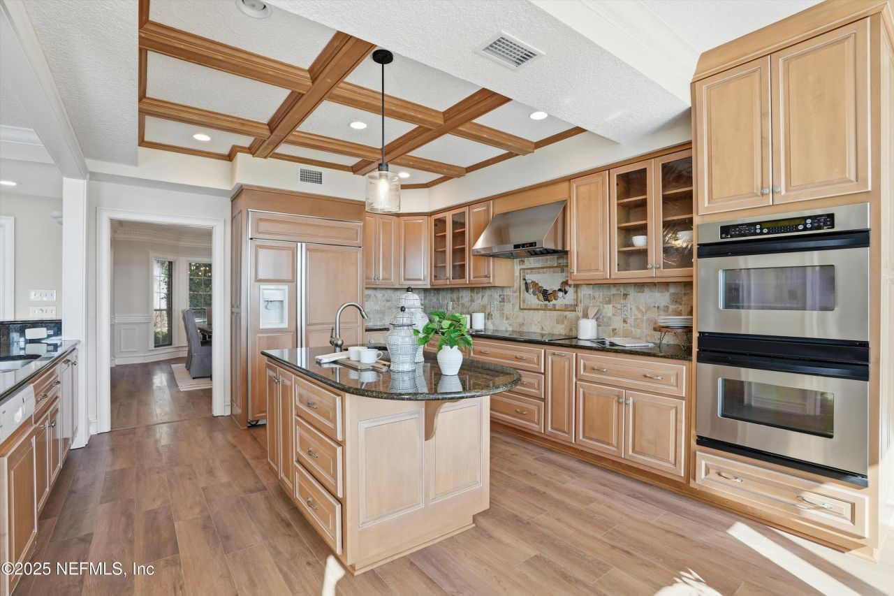 14566 Longview Drive S, Jacksonville, FL 32223 Photo