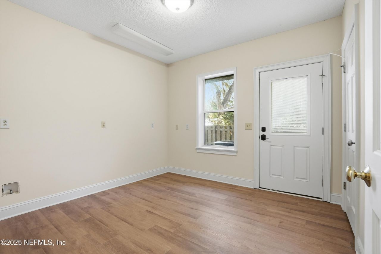 14566 Longview Drive S, Jacksonville, FL 32223 Photo