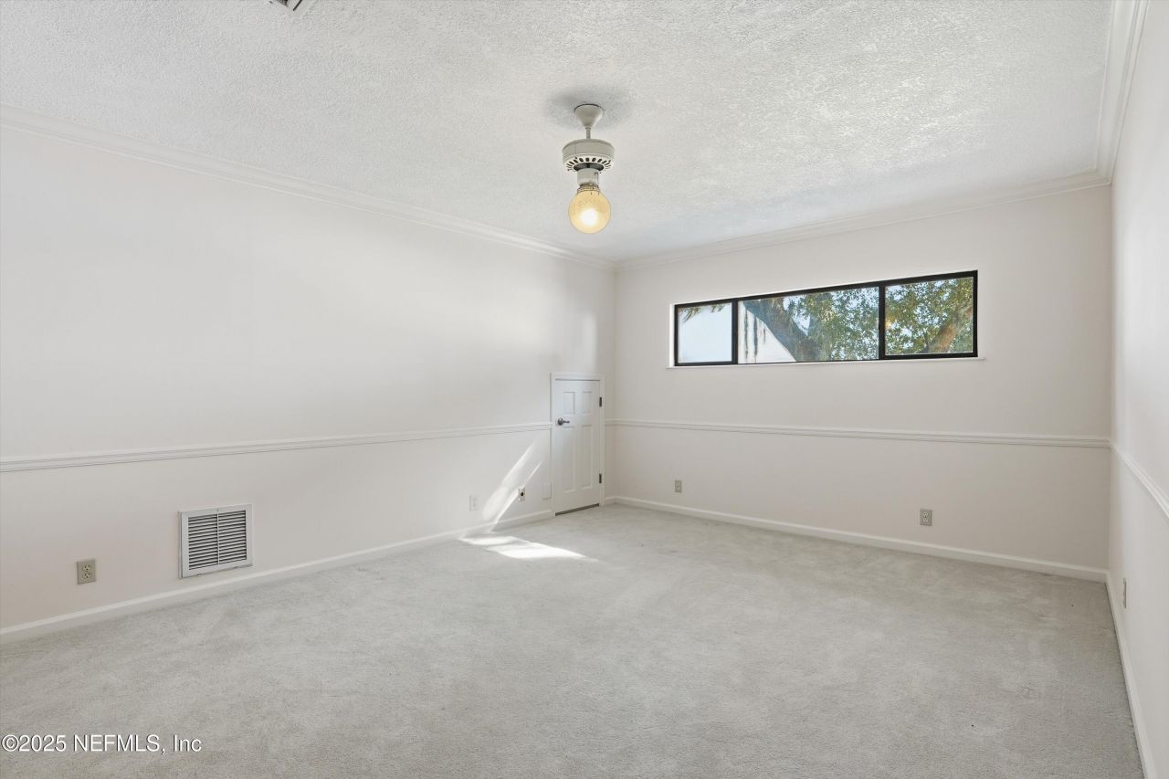 14566 Longview Drive S, Jacksonville, FL 32223 Photo