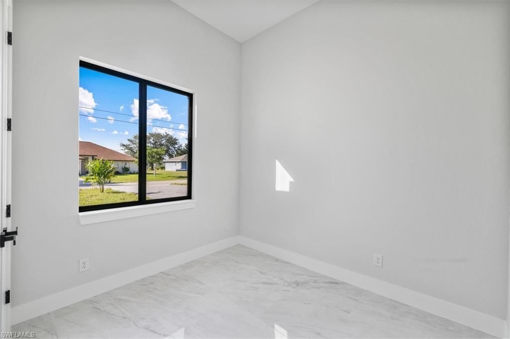 129 NE 12th Ct, Cape Coral, FL 33909 Photo