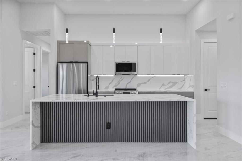 129 NE 12th Ct, Cape Coral, FL 33909 Photo