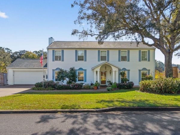 302 Curacao Way, Niceville, FL 32578