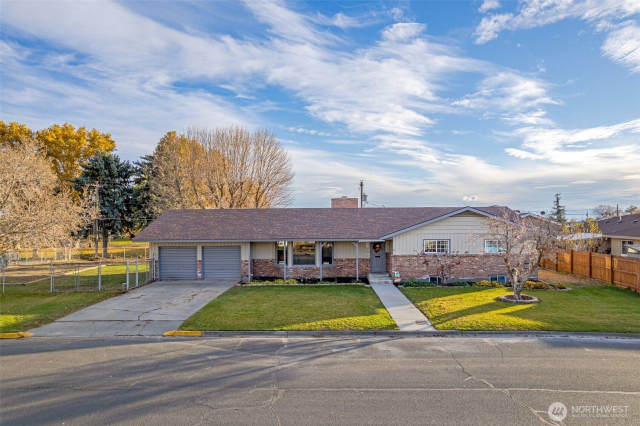 608 H Street Se, Quincy, WA 98848 Main Photo