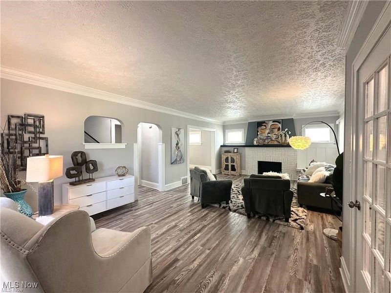 3277 Cedarbrook Road, Cleveland Heights, OH 44118 Photo 2