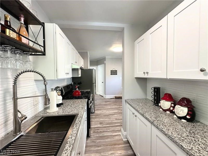 3277 Cedarbrook Road, Cleveland Heights, OH 44118 Photo 3