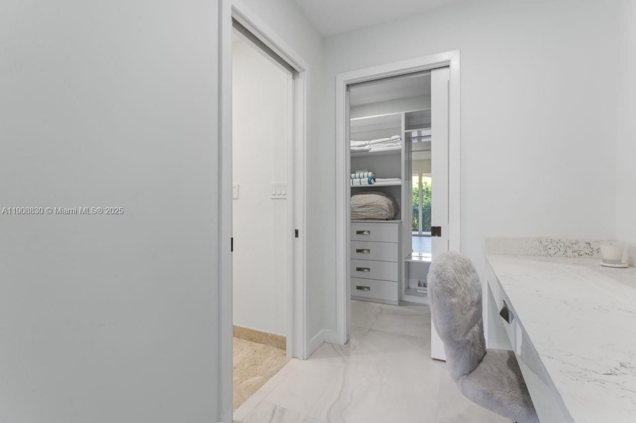 19217 Fisher Island Dr, Unit 19217, Miami Beach, FL 33109 Photo