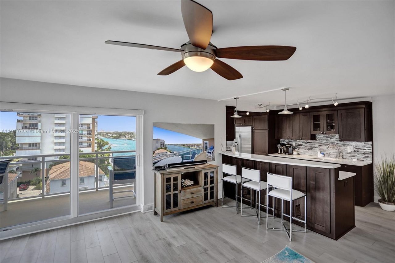 1160 Hillsboro Mile, Unit 701, Hillsboro Beach, FL 33062 Photo