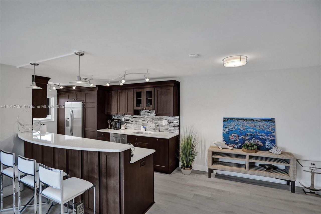 1160 Hillsboro Mile, Unit 701, Hillsboro Beach, FL 33062 Photo