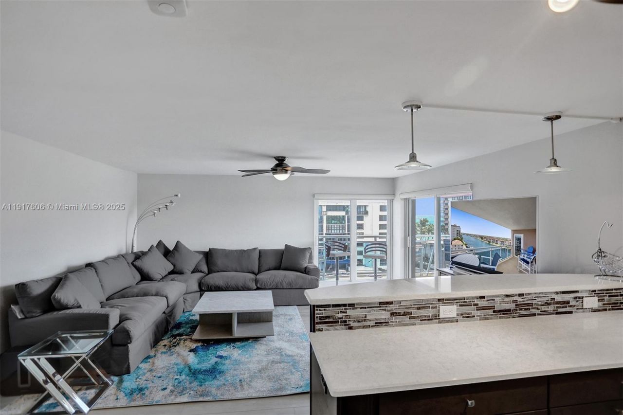 1160 Hillsboro Mile, Unit 701, Hillsboro Beach, FL 33062 Photo