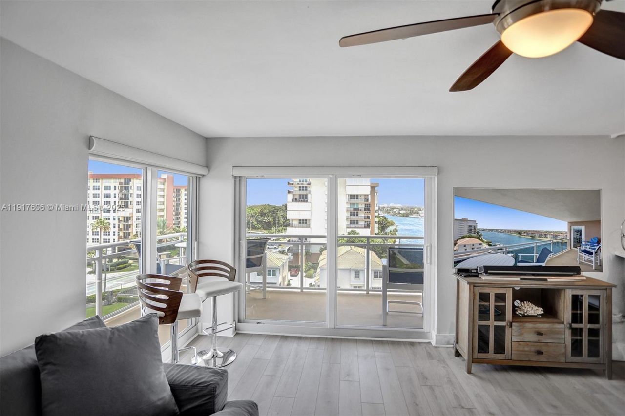 1160 Hillsboro Mile, Unit 701, Hillsboro Beach, FL 33062 Photo