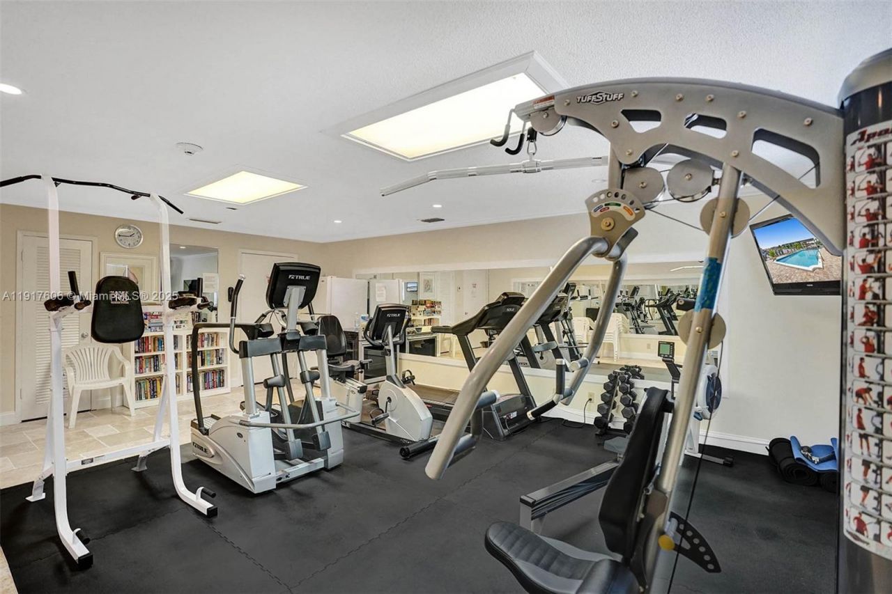 1160 Hillsboro Mile, Unit 701, Hillsboro Beach, FL 33062 Photo