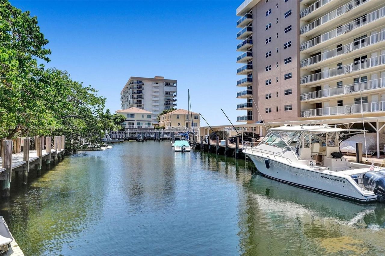 1160 Hillsboro Mile, Unit 701, Hillsboro Beach, FL 33062 Photo