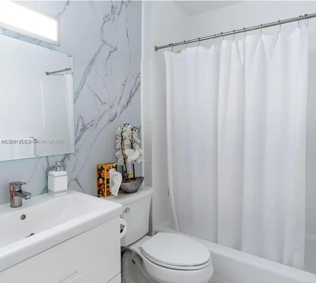 2451 Brickell Ave, Unit 10M, Miami, FL 33129 Photo