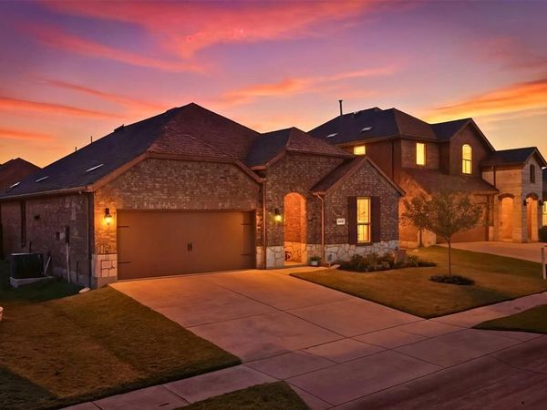 10408 Autumn Leaves Lane, Aubrey, TX 76227