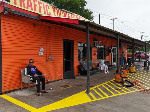 5524 E Lancaster Avenue , Fort Worth, TX 76112