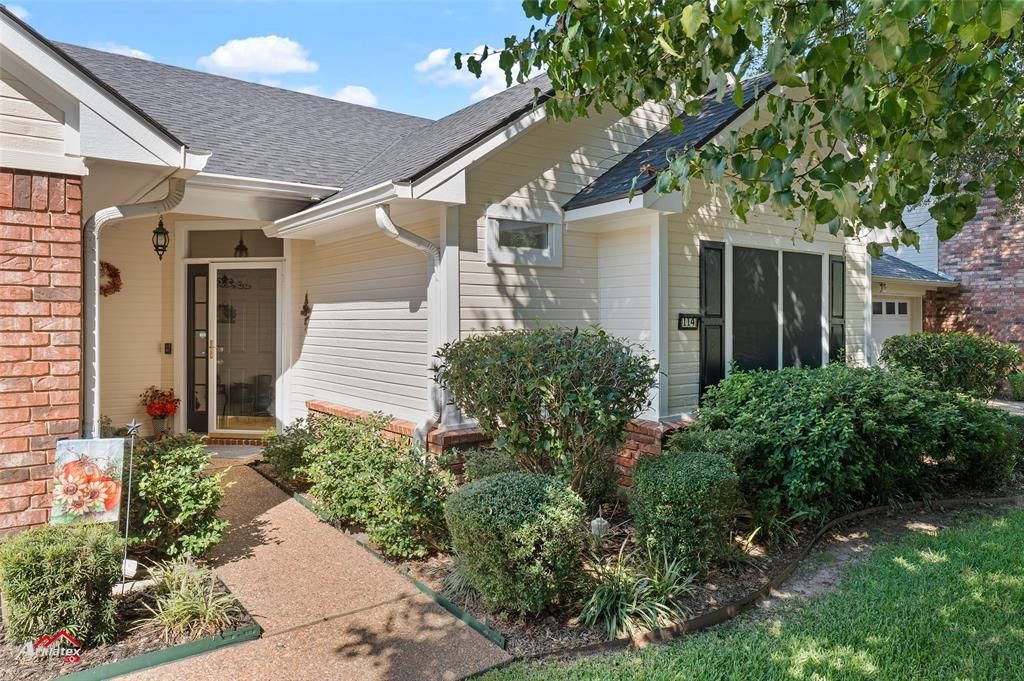 114 Kings Xing, Shreveport, LA 71105 Main Photo