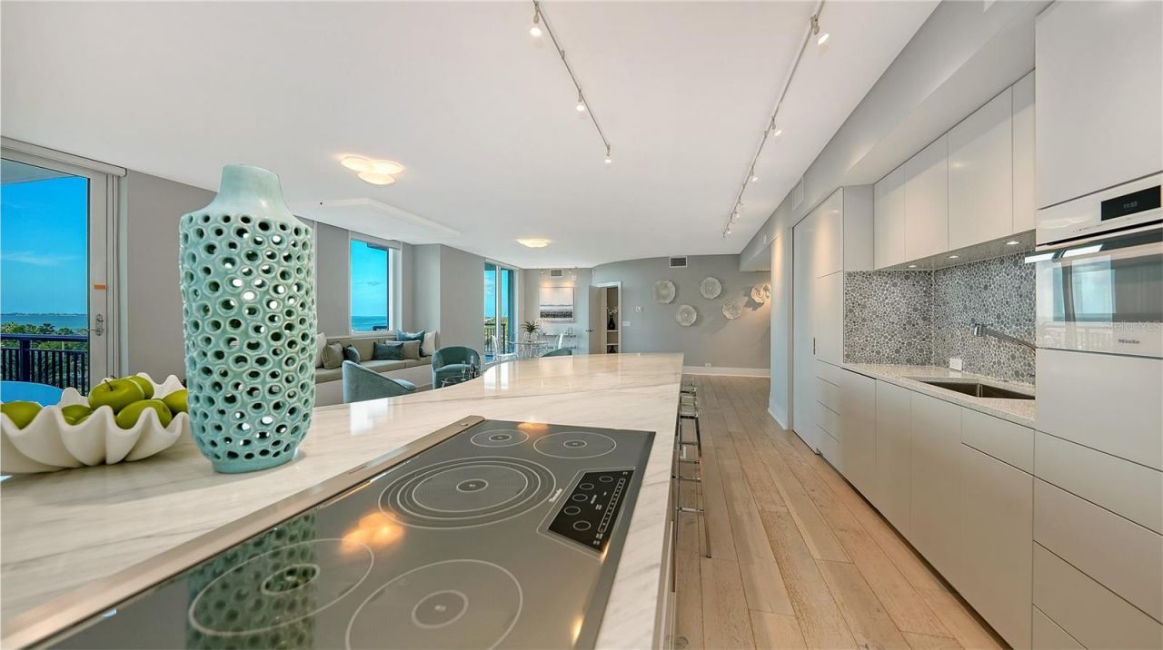 800 N Tamiami Trail, Unit 505/507, Sarasota, FL 34236 Photo