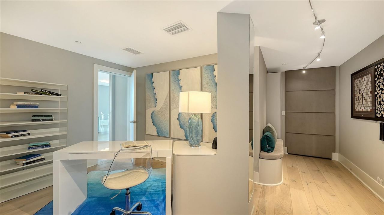 800 N Tamiami Trail, Unit 505/507, Sarasota, FL 34236 Photo