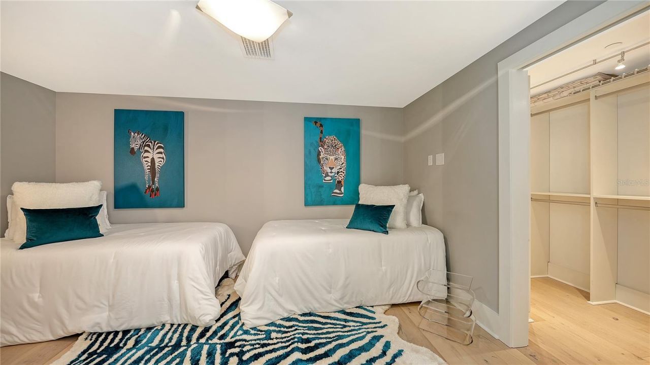 800 N Tamiami Trail, Unit 505/507, Sarasota, FL 34236 Photo