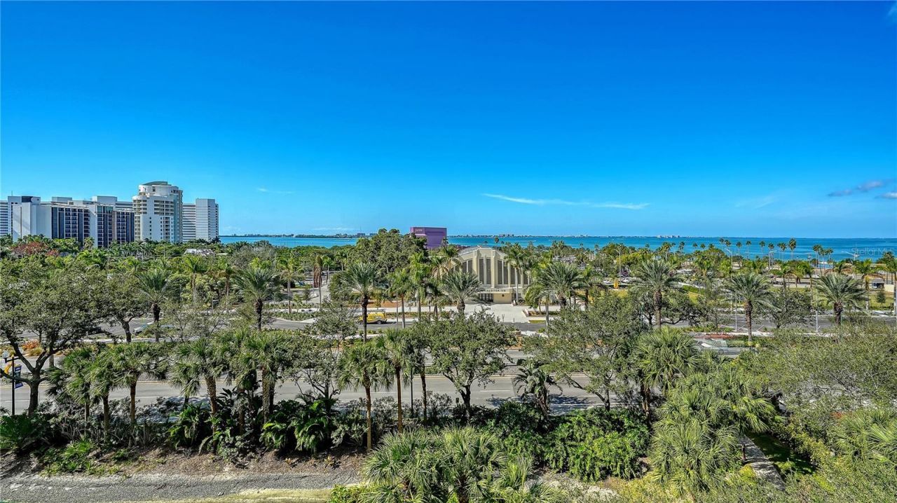 800 N Tamiami Trail, Unit 505/507, Sarasota, FL 34236 Photo