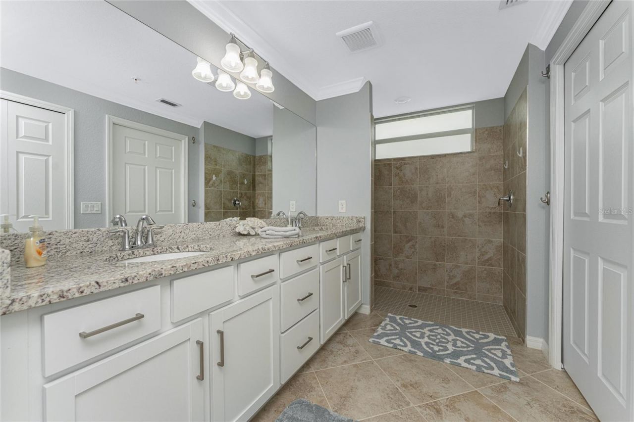 14060 Heritage Landing Boulevard, Unit 311, Punta Gorda, FL 33955 Photo