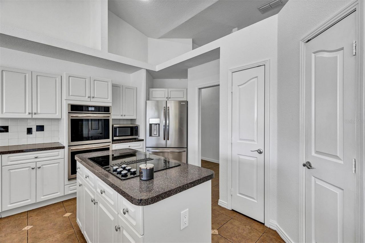 3728 Hunters Isle Drive, Orlando, FL 32837 Photo