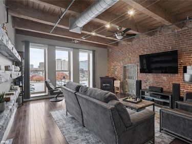 612 Central Street, Unit 304, Kansas City, MO 64105