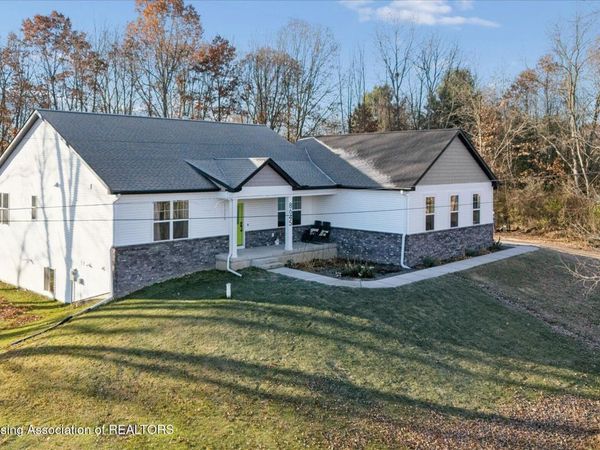 8645 Doyle Road, Laingsburg, MI 48848