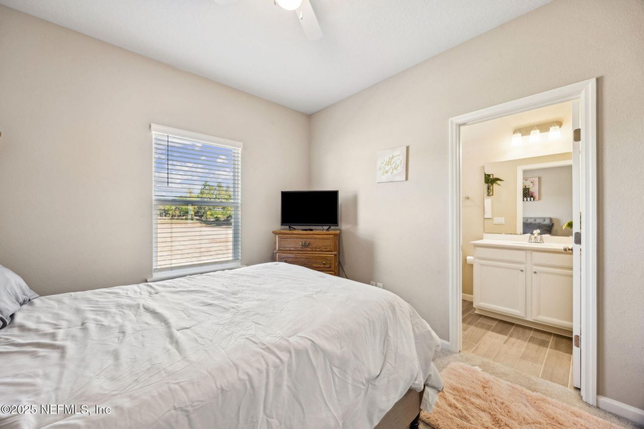 7581 Rock Brook Drive, Jacksonville, FL 32222 Photo