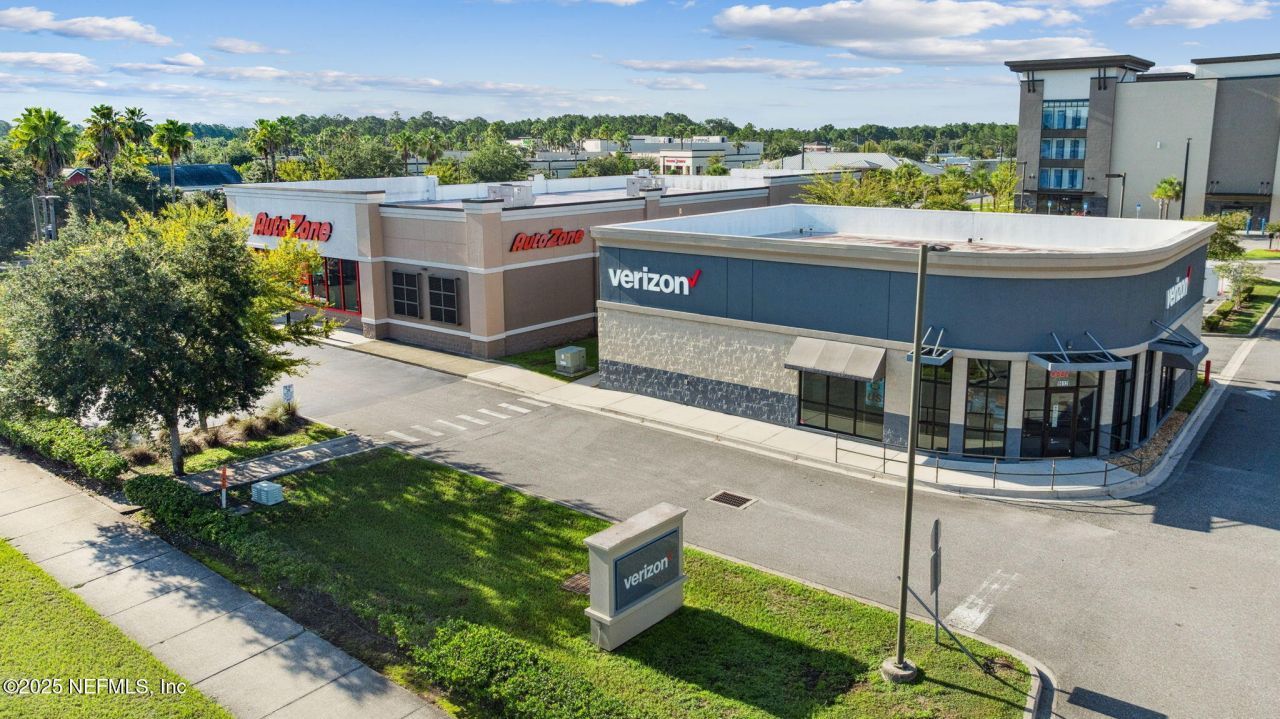 7581 Rock Brook Drive, Jacksonville, FL 32222 Photo