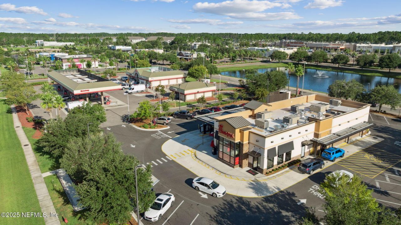 7581 Rock Brook Drive, Jacksonville, FL 32222 Photo