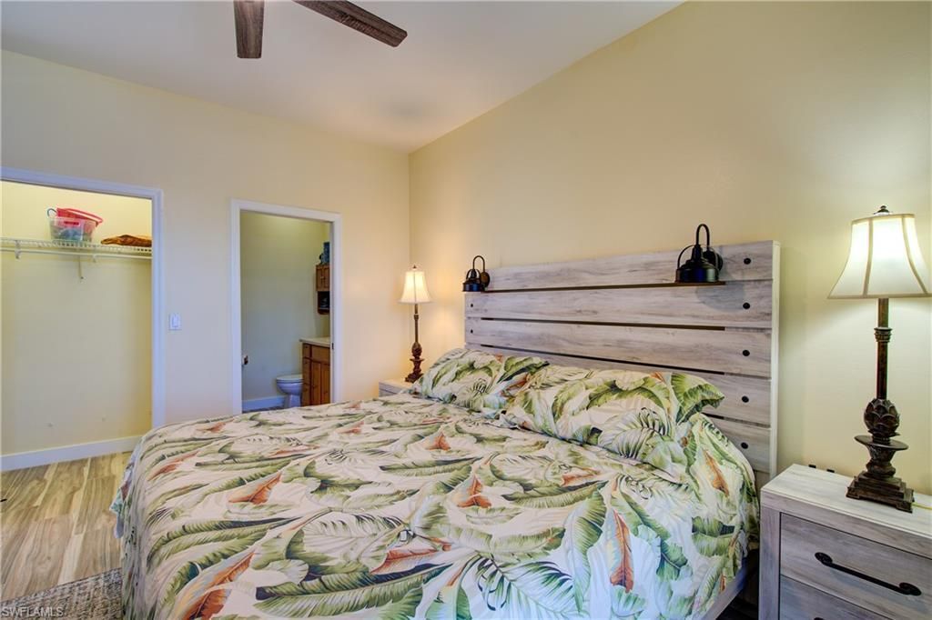 3184 Stringfellow Rd, Saint James City, FL 33956 Photo