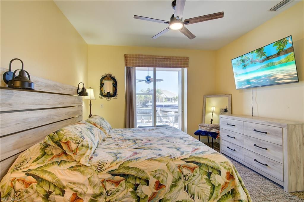 3184 Stringfellow Rd, Saint James City, FL 33956 Photo