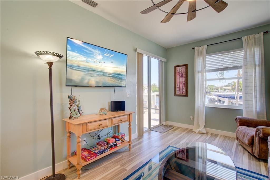 3184 Stringfellow Rd, Saint James City, FL 33956 Photo