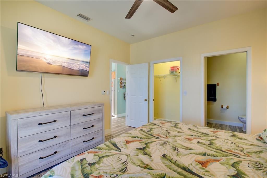 3184 Stringfellow Rd, Saint James City, FL 33956 Photo