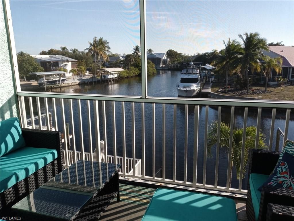 3184 Stringfellow Rd, Saint James City, FL 33956 Photo