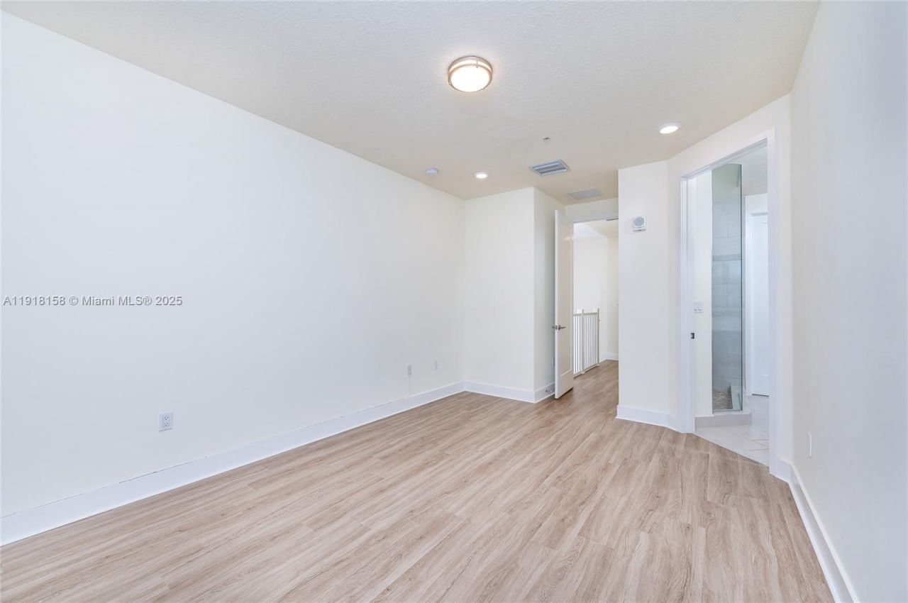 10290 NW 64th Ter, Unit 103, Doral, FL 33178 Photo