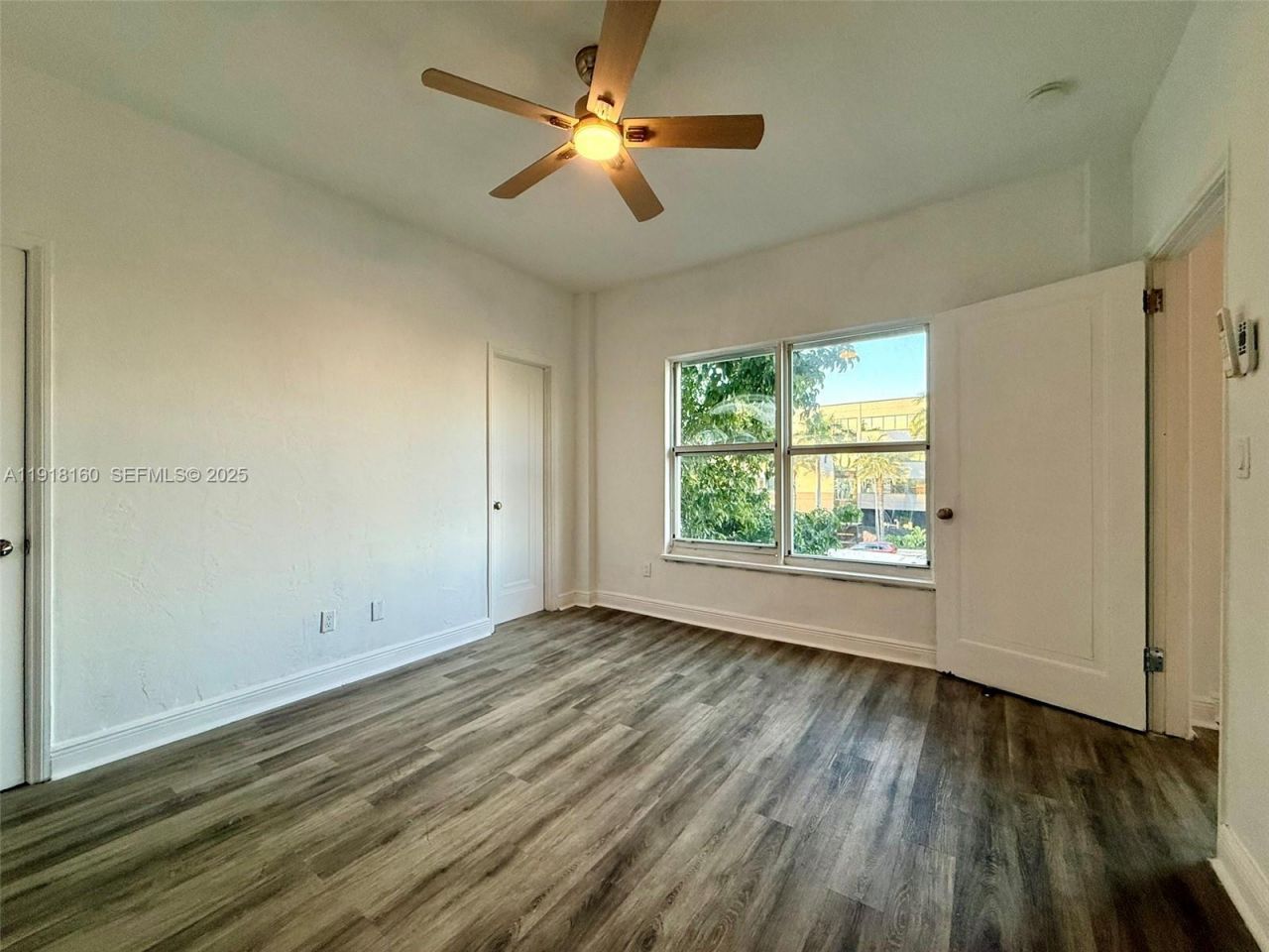 4035 N Meridian Ave, Unit 306, Miami Beach, FL 33140 Photo