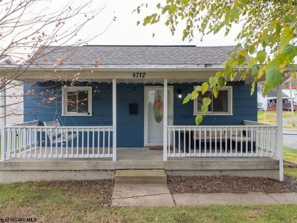 8712 Cost Avenue, Stonewood, WV 26301